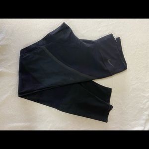 M nike black leggings